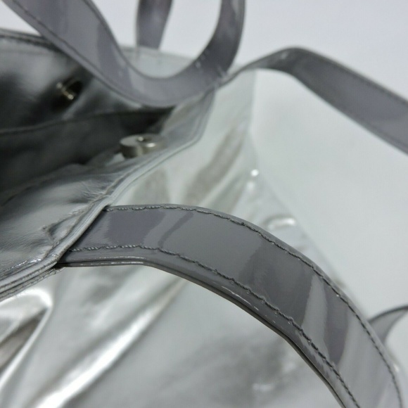 Lovestruck Fragrance Vera Wang Tote Silver Bag - Picture 6 of 7